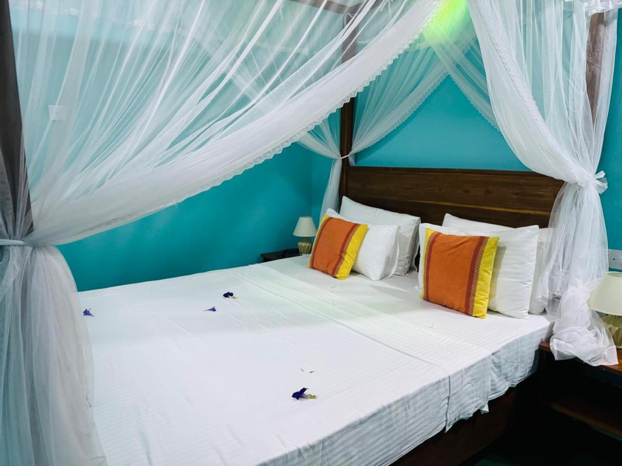 Sigiri Siesta Homestay Сигирия Экстерьер фото